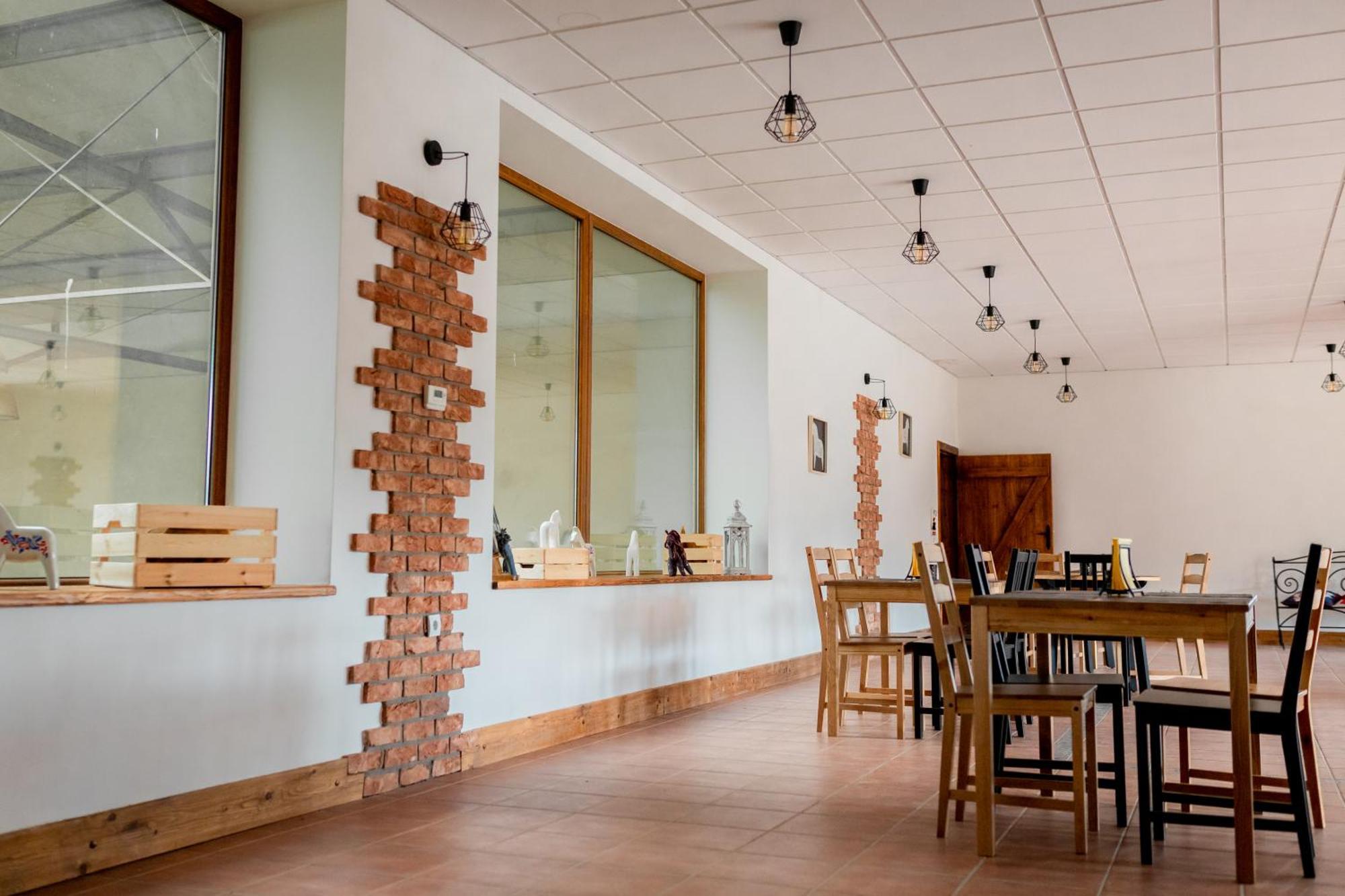 Lascalla Pensjonat Myszewko Exteriör bild